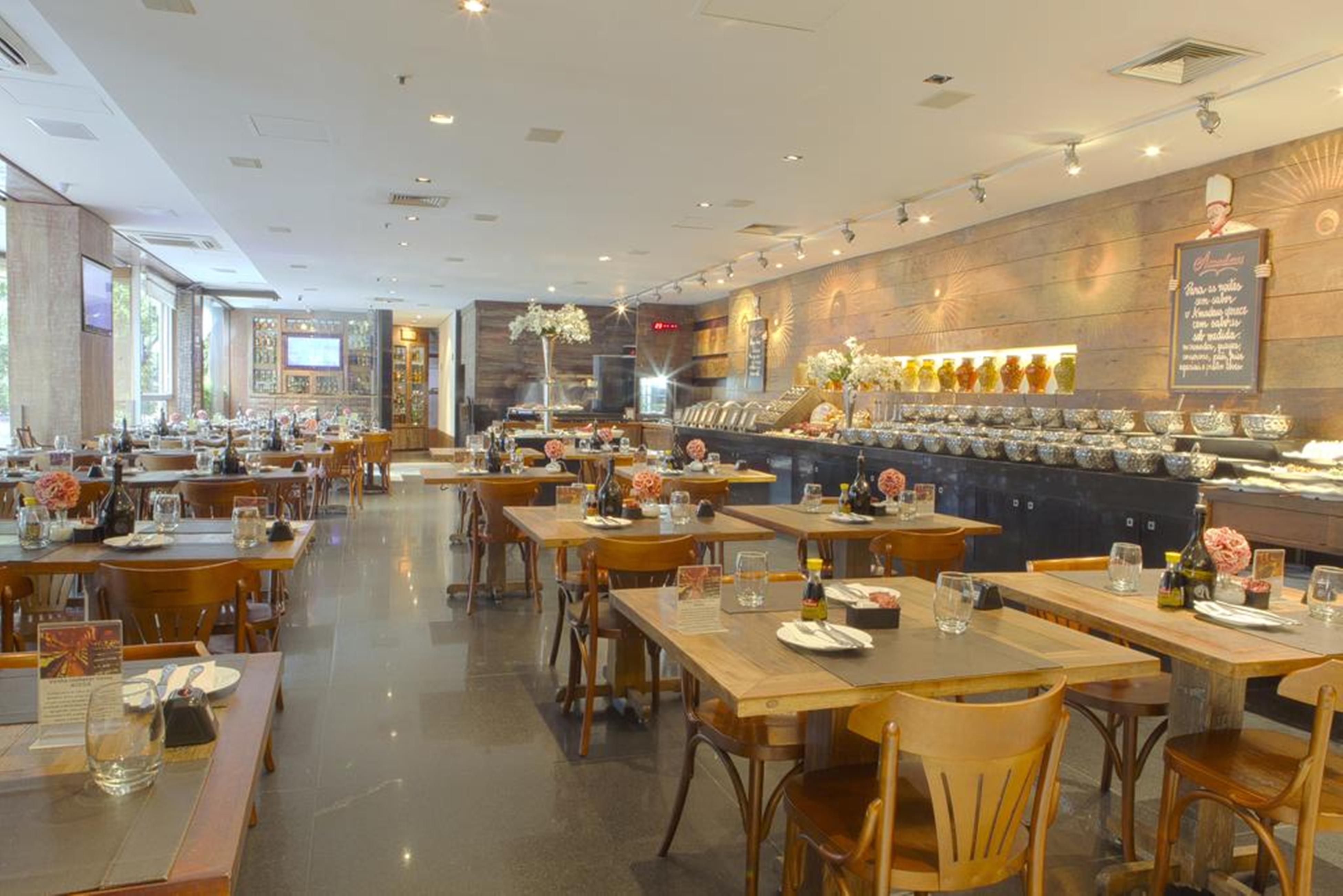 Royal Boutique Savassi Hotel Belo Horizonte Exterior foto The interior of the restaurant